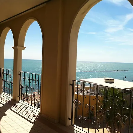 Daire Zeus Family Beach Apartment Porto Recanati