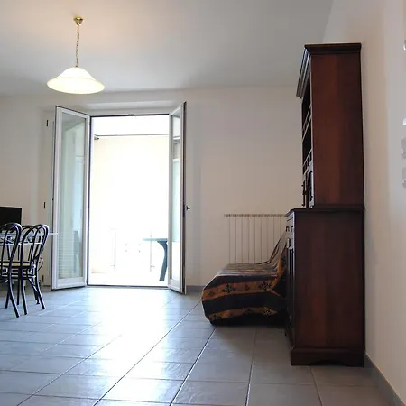 Zeus Family Beach Apartment