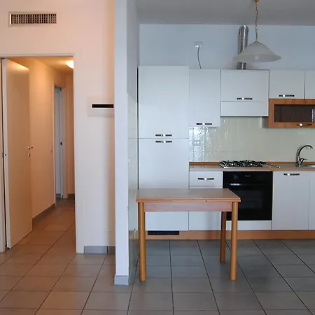 Daire Zeus Family Beach Apartment *